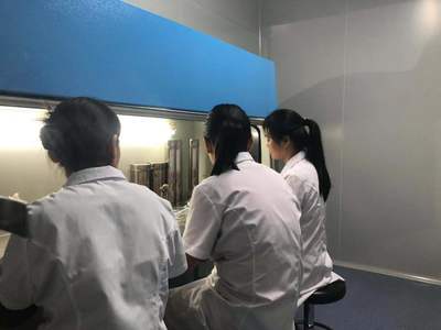 咸寧香泉水檢公司開(kāi)展潘灣駐廠水質(zhì)檢測(cè)員技能培訓(xùn)與技術(shù)咨詢活動(dòng)